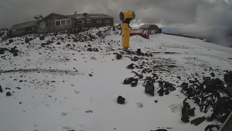 Webcam Whakapapa: Hut Flat