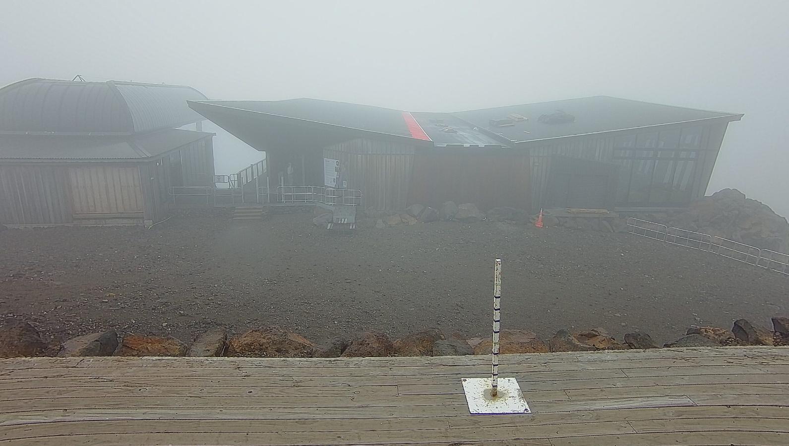 Webcam Whakapapa: Sky Waka and Knoll Ridge Cafe