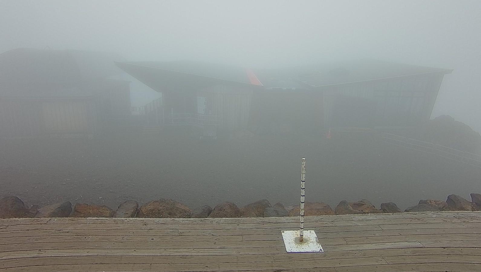 Webcam Whakapapa: Sky Waka and Knoll Ridge Cafe