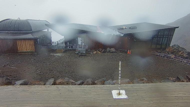 Webcam Whakapapa: Sky Waka and Knoll Ridge Cafe