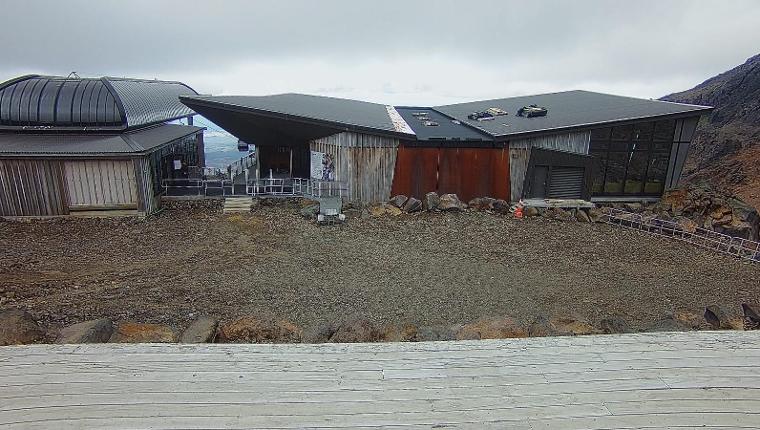 Webcam Whakapapa: Sky Waka and Knoll Ridge Cafe