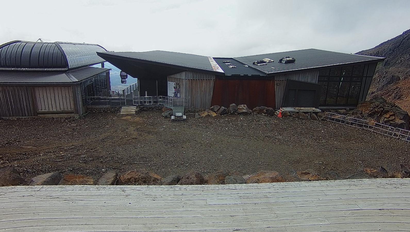 Webcam Whakapapa: Sky Waka and Knoll Ridge Cafe