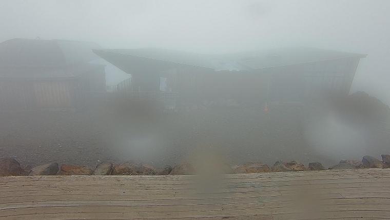 Webcam Whakapapa: Sky Waka and Knoll Ridge Cafe