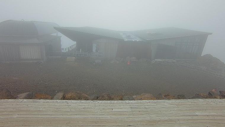 Webcam Whakapapa: Sky Waka and Knoll Ridge Cafe