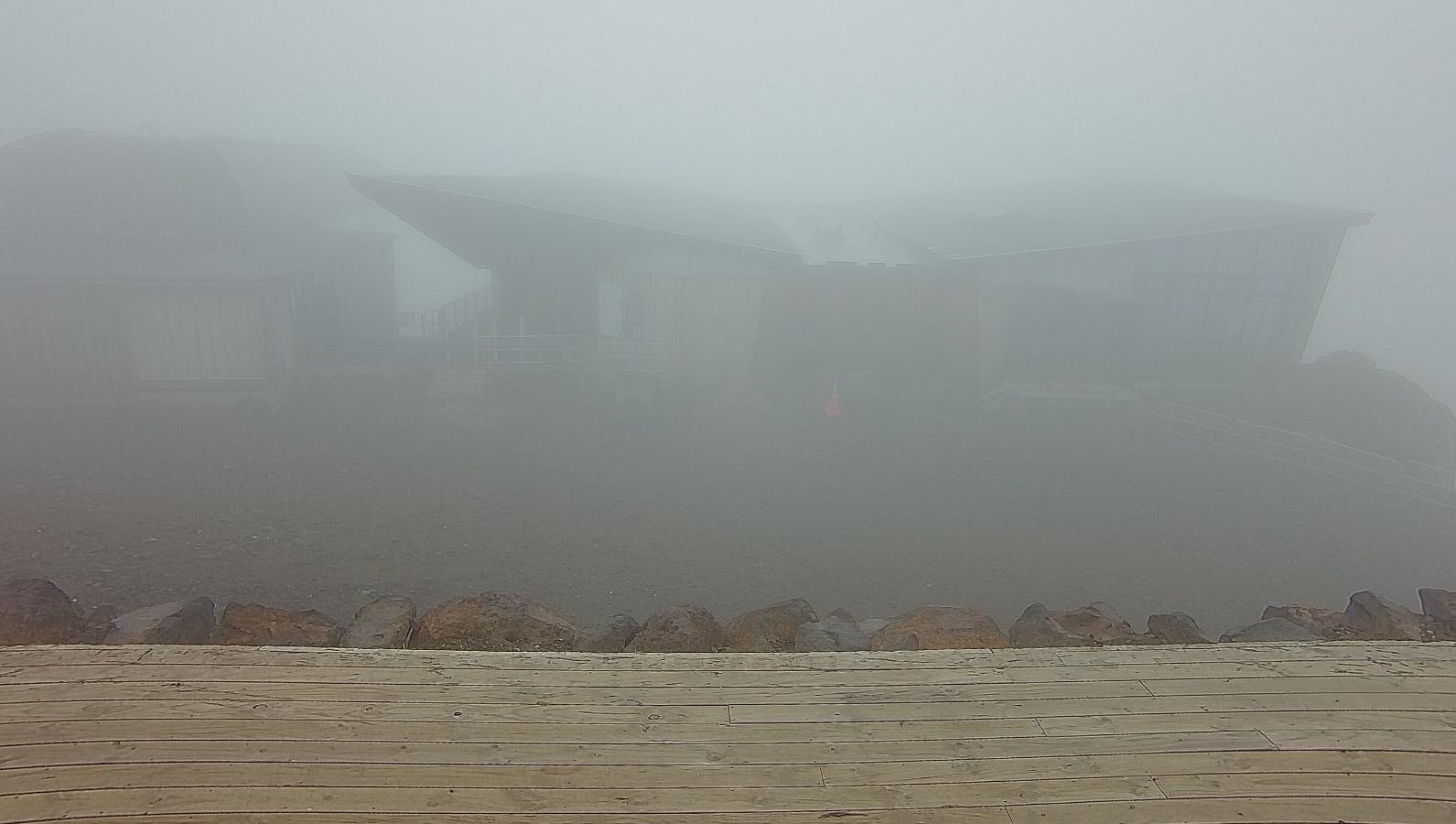 Webcam Whakapapa: Sky Waka and Knoll Ridge Cafe