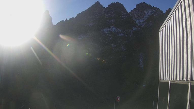 Webcam Whakapapa: The pinnacles
