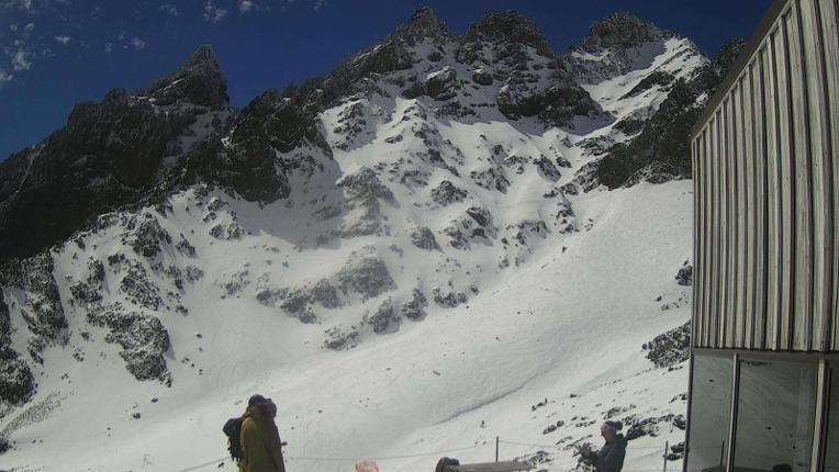 Webcam Whakapapa: The pinnacles
