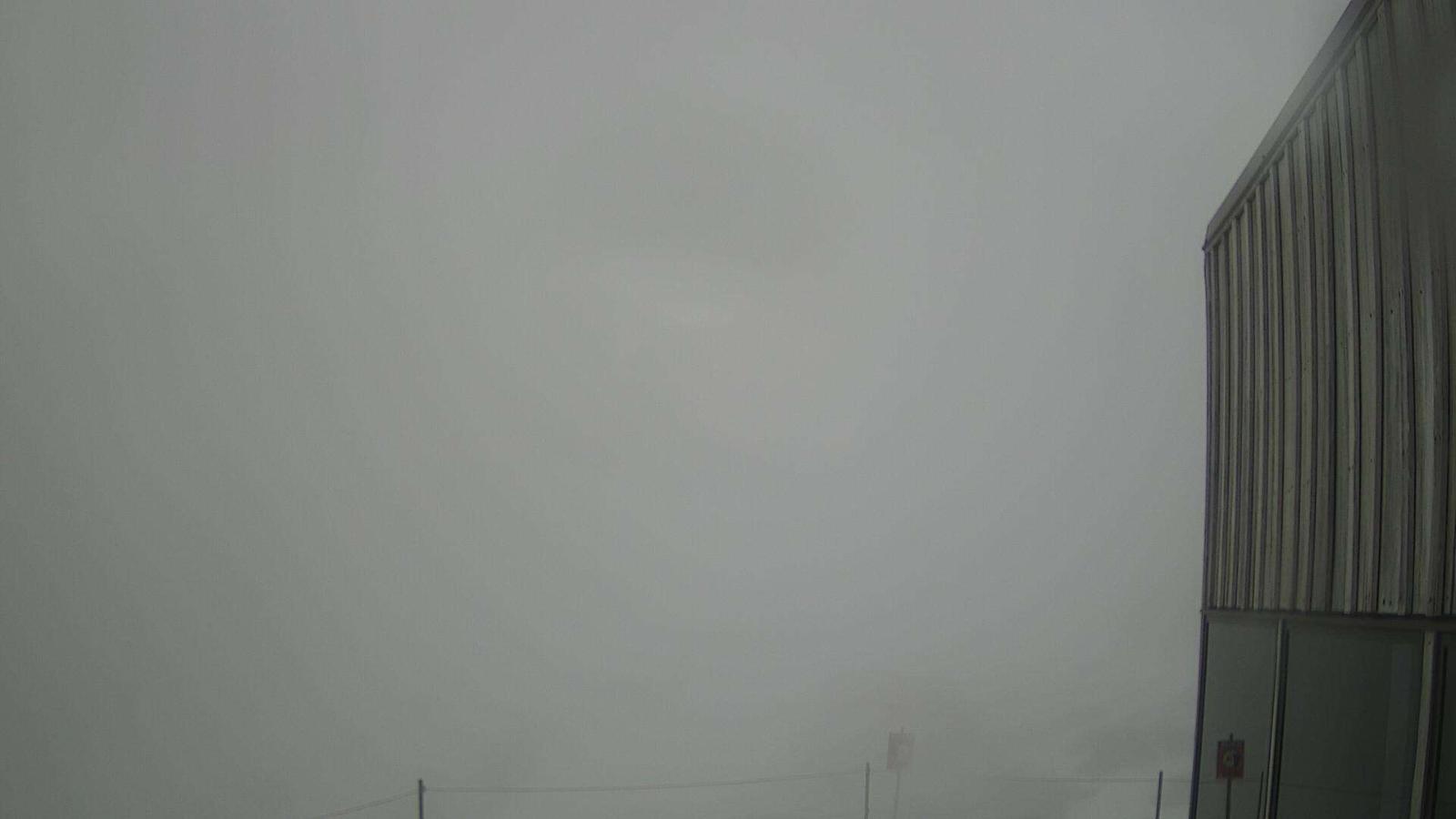 Webcam Whakapapa: The pinnacles