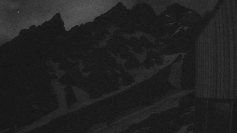 Webcam Whakapapa: The pinnacles