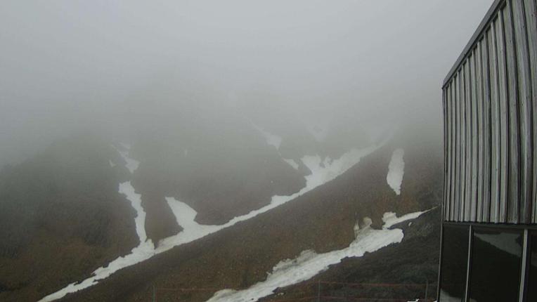 Webcam Whakapapa: The pinnacles