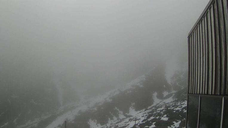 Webcam Whakapapa: The pinnacles