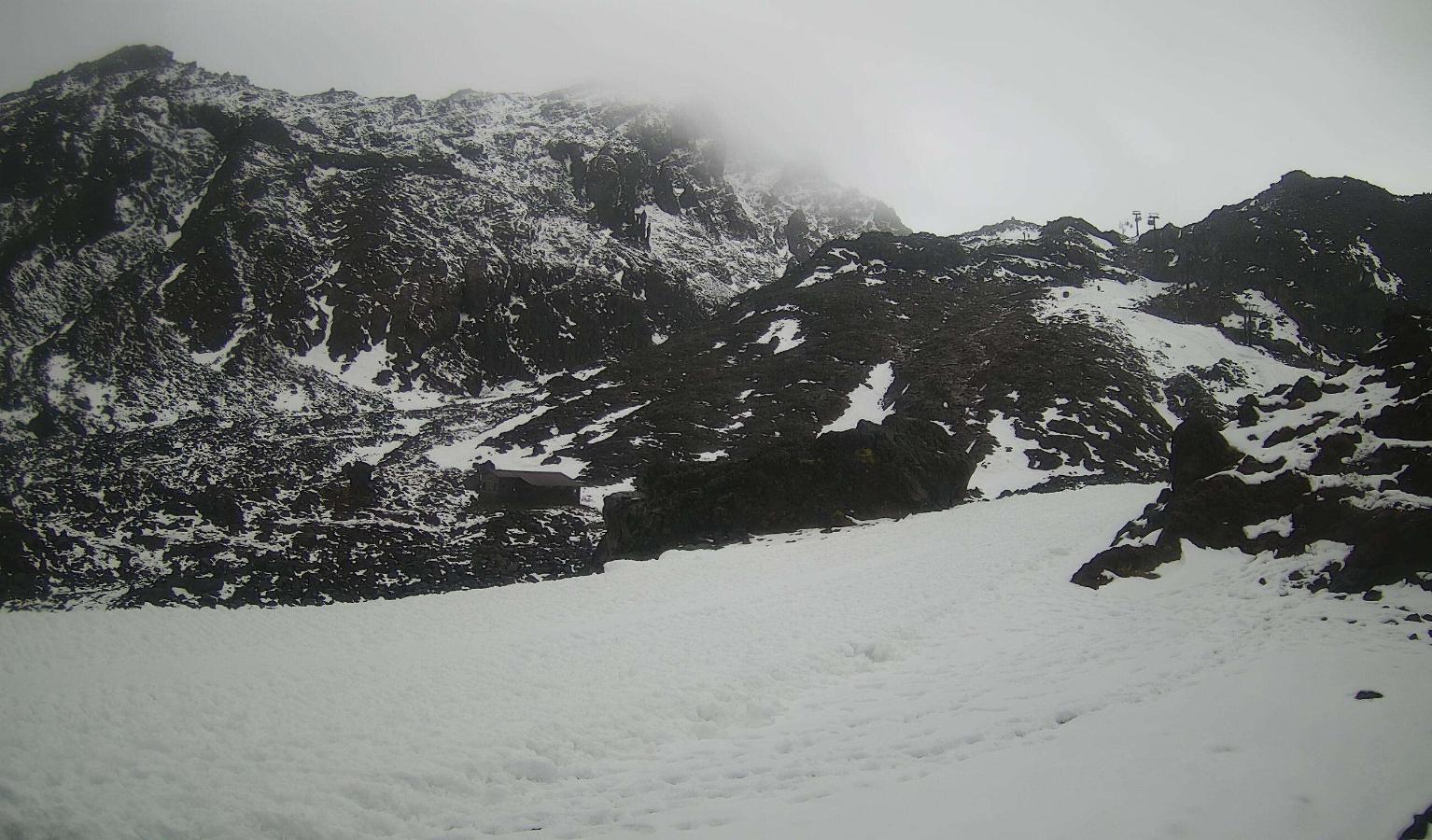 Webcam Whakapapa: The staircase slopes