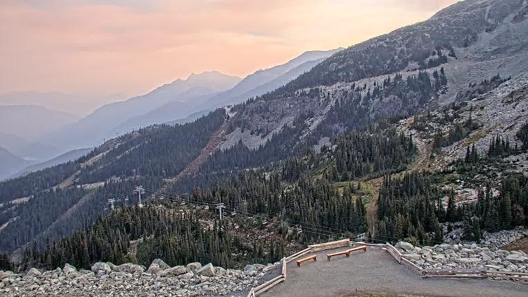 Webcam Whistler Blackcomb: Blackcomb Rendezvous Lodge