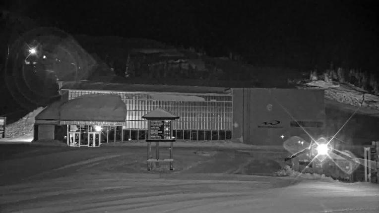 Webcam Whistler Blackcomb: Blackcomb Rendezvous Lodge