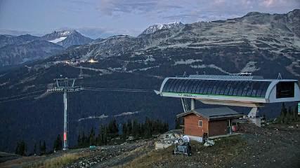 Whistler Blackcomb: Roundhouse (whistlerblackcomb.com)