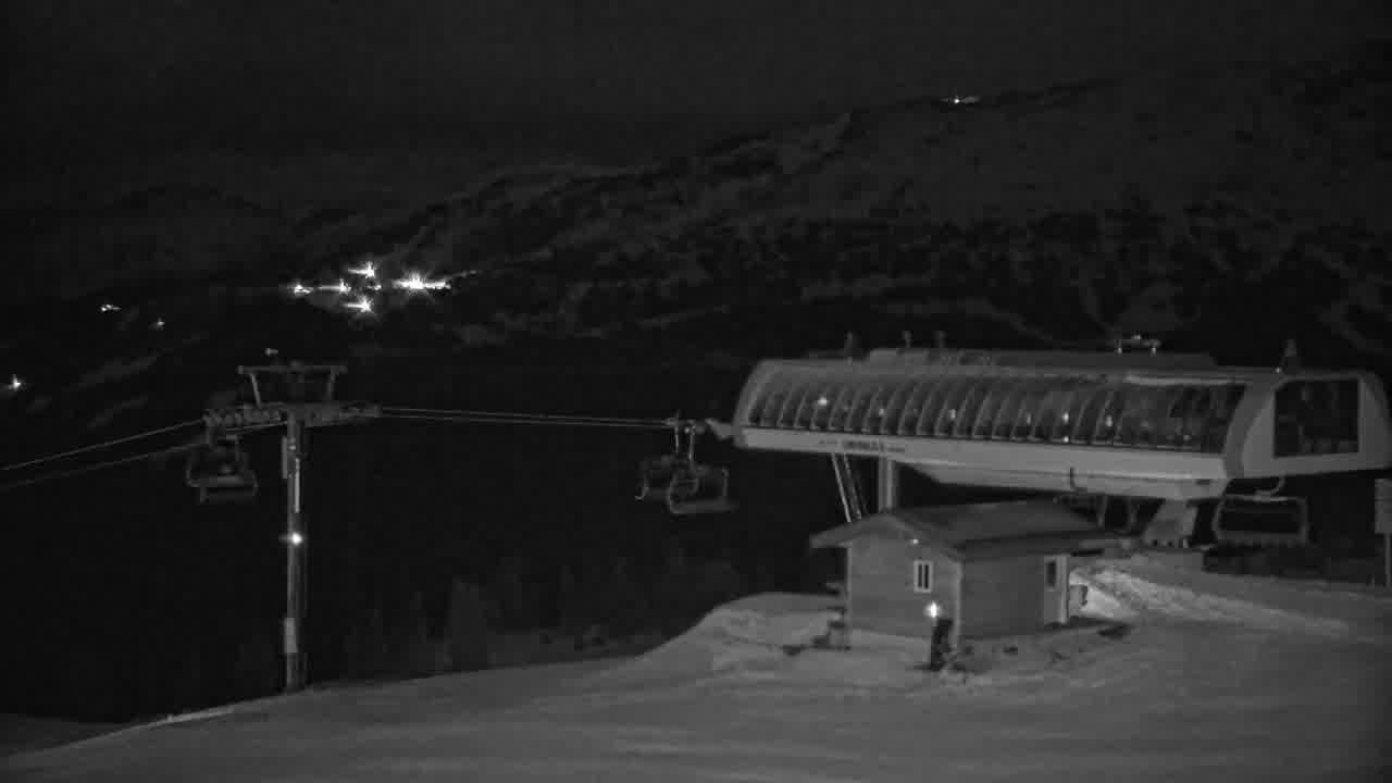 Webcam Whistler Blackcomb: Roundhouse