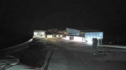 Whistler Blackcomb: Roundhouse (whistlerblackcomb.com)