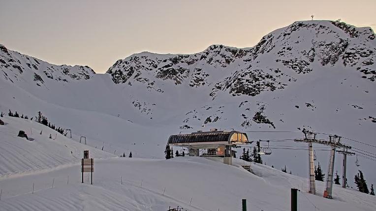 Webcam Whistler Blackcomb: Roundhouse