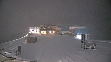 Whistler Blackcomb: Roundhouse (whistlerblackcomb.com)