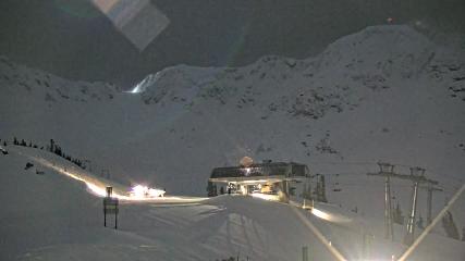 Whistler Blackcomb: Roundhouse (whistlerblackcomb.com)