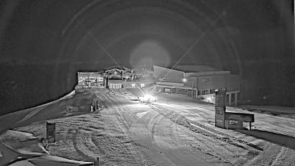 Whistler Blackcomb: Roundhouse (whistlerblackcomb.com)