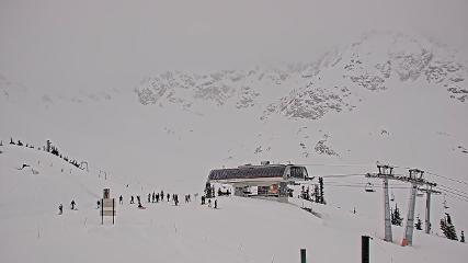 Whistler Blackcomb: Roundhouse (whistlerblackcomb.com)