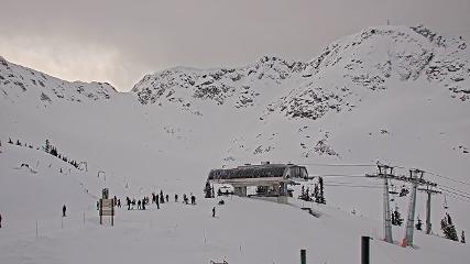 Whistler Blackcomb: Roundhouse (whistlerblackcomb.com)