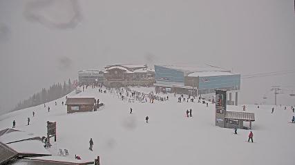 Whistler Blackcomb: Roundhouse (whistlerblackcomb.com)