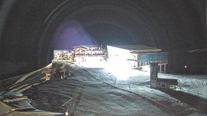 Whistler Blackcomb: Roundhouse (whistlerblackcomb.com)