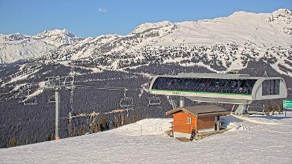 Whistler Blackcomb: Roundhouse (whistlerblackcomb.com)