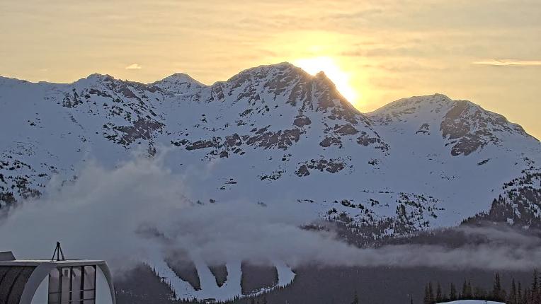 Webcam Whistler Blackcomb: Roundhouse