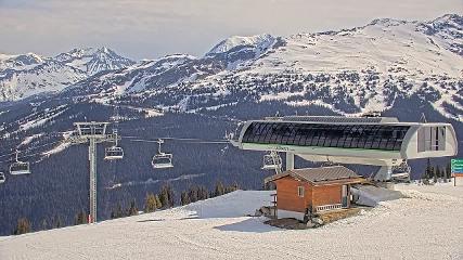 Whistler Blackcomb: Roundhouse (whistlerblackcomb.com)