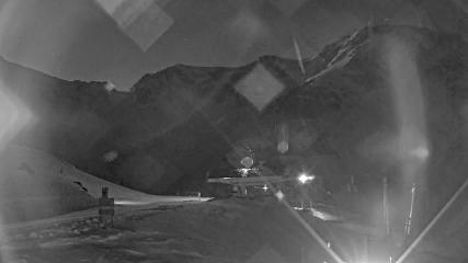 Whistler Blackcomb: Roundhouse (whistlerblackcomb.com)