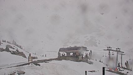 Whistler Blackcomb: Roundhouse (whistlerblackcomb.com)