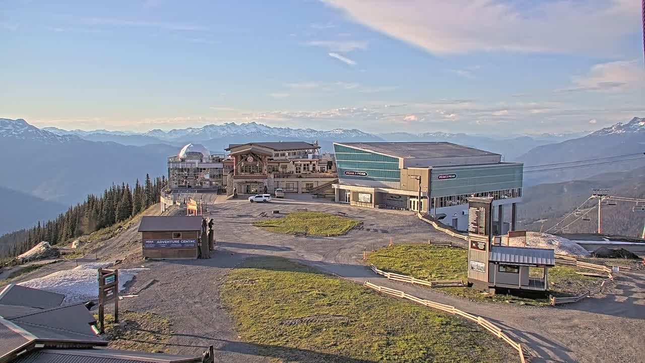 Webcam Whistler Blackcomb: Roundhouse