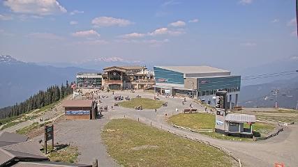 Whistler Blackcomb: Roundhouse (whistlerblackcomb.com)