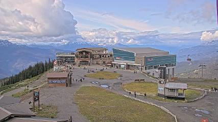 Whistler Blackcomb: Roundhouse (whistlerblackcomb.com)