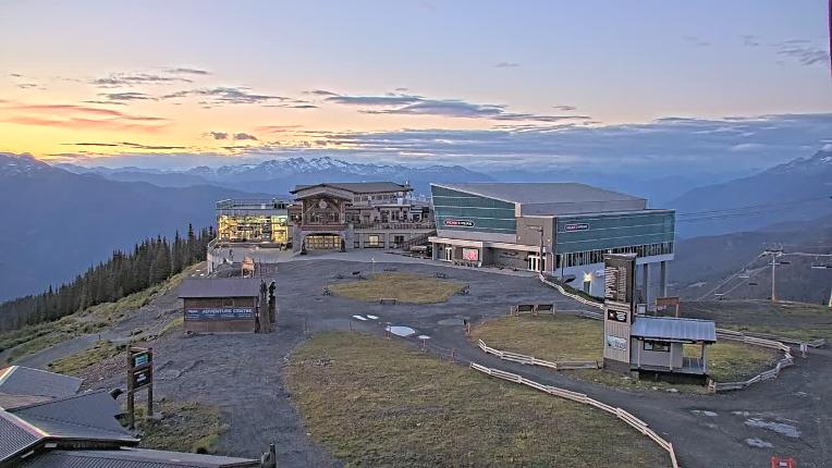 Webcam Whistler Blackcomb: Roundhouse