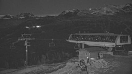 Whistler Blackcomb: Roundhouse (whistlerblackcomb.com)