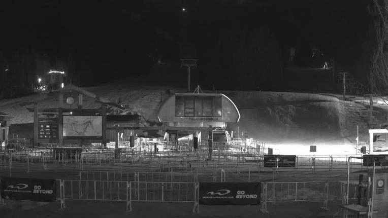 Webcam Whistler Blackcomb: Upper Village