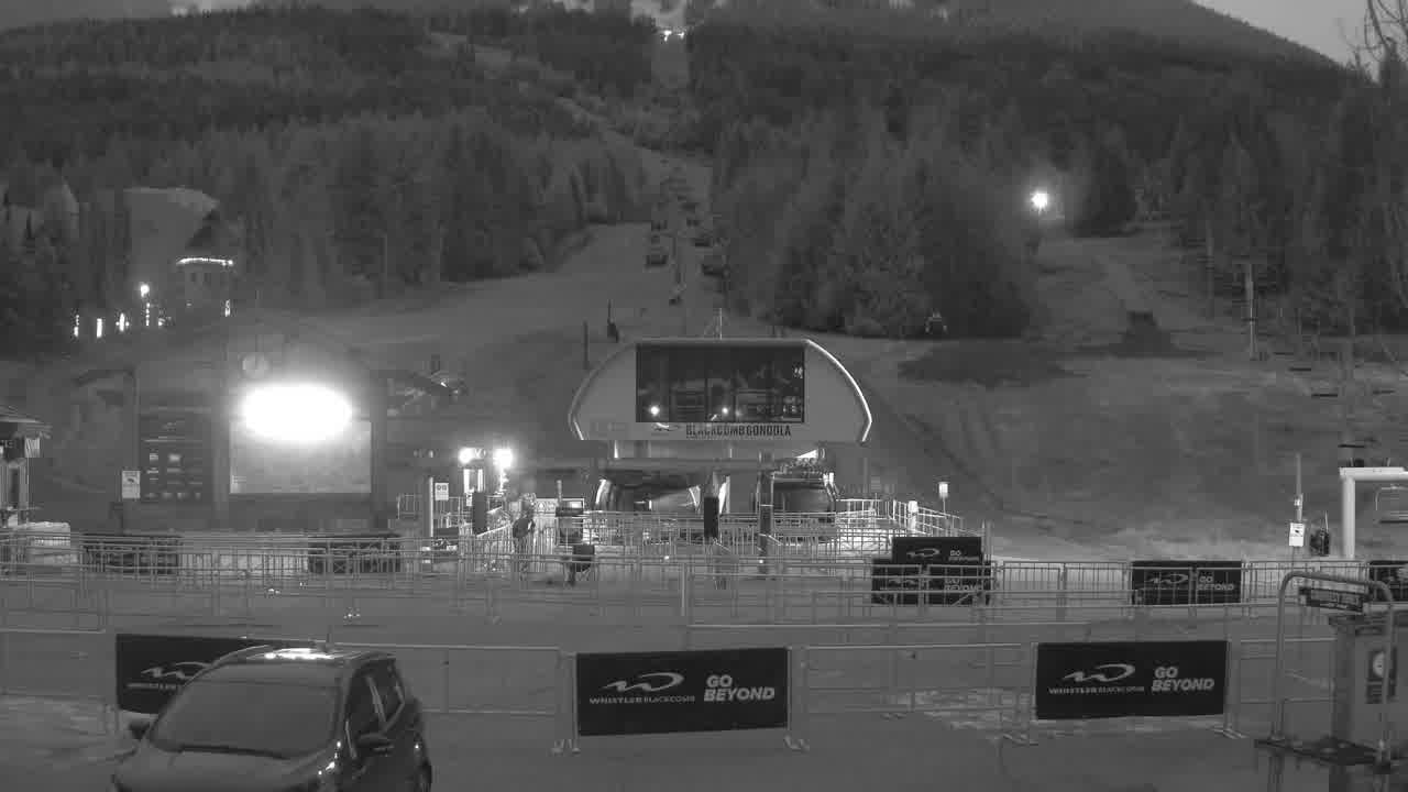 Webcam Whistler Blackcomb: Upper Village