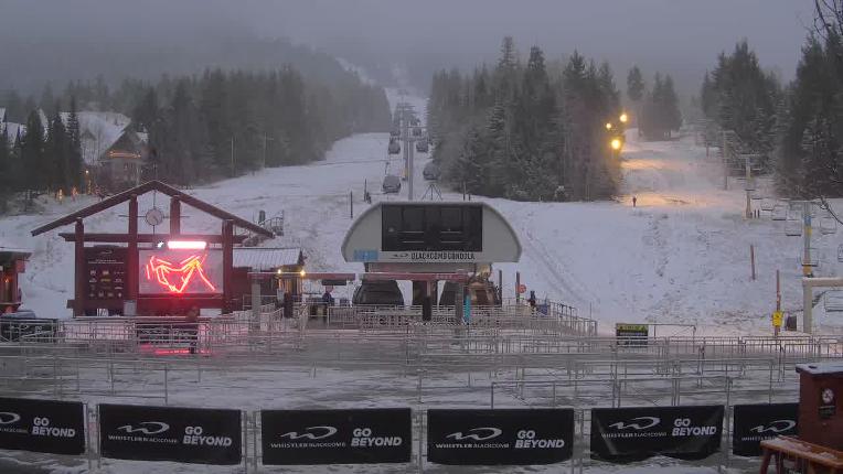 Webcam Whistler Blackcomb: Upper Village
