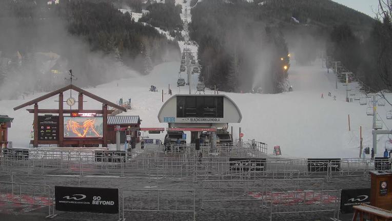 Webcam Whistler Blackcomb: Upper Village