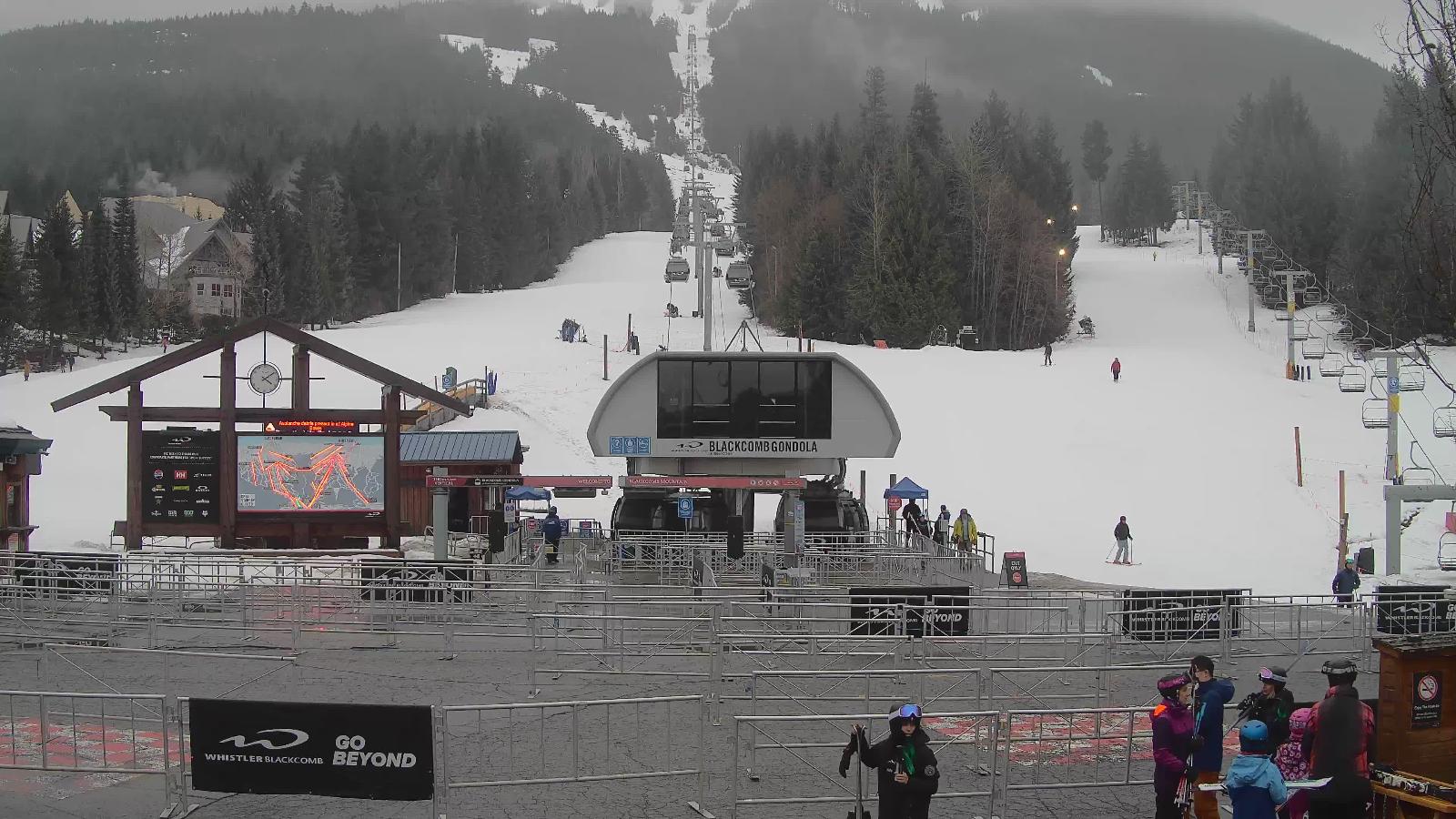 Webcam Whistler Blackcomb: Upper Village