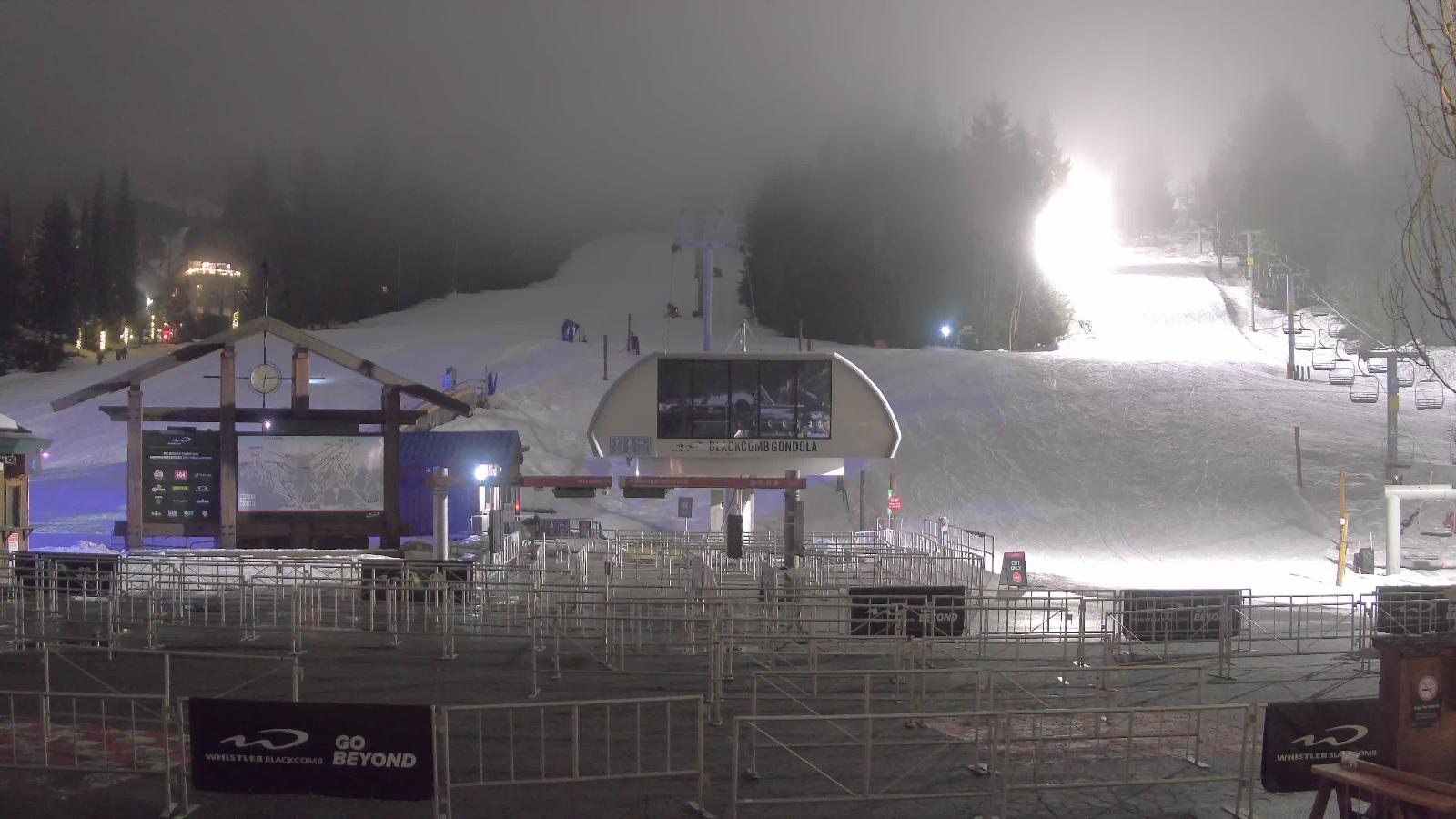 Webcam Whistler Blackcomb: Upper Village