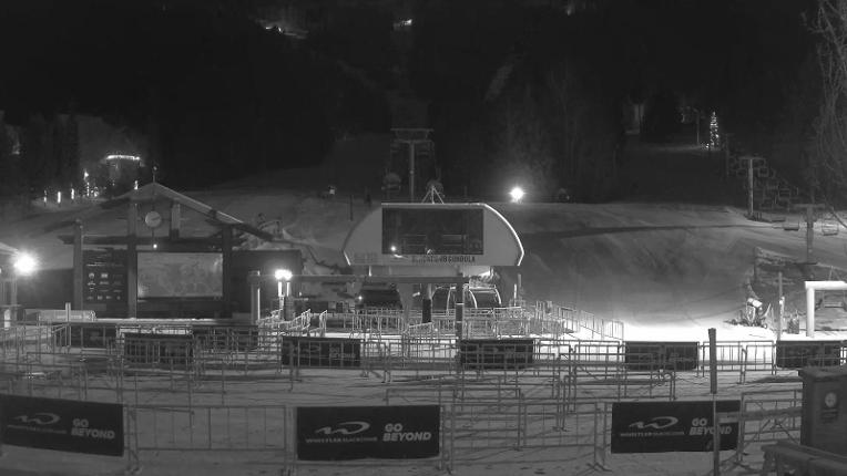 Webcam Whistler Blackcomb: Upper Village