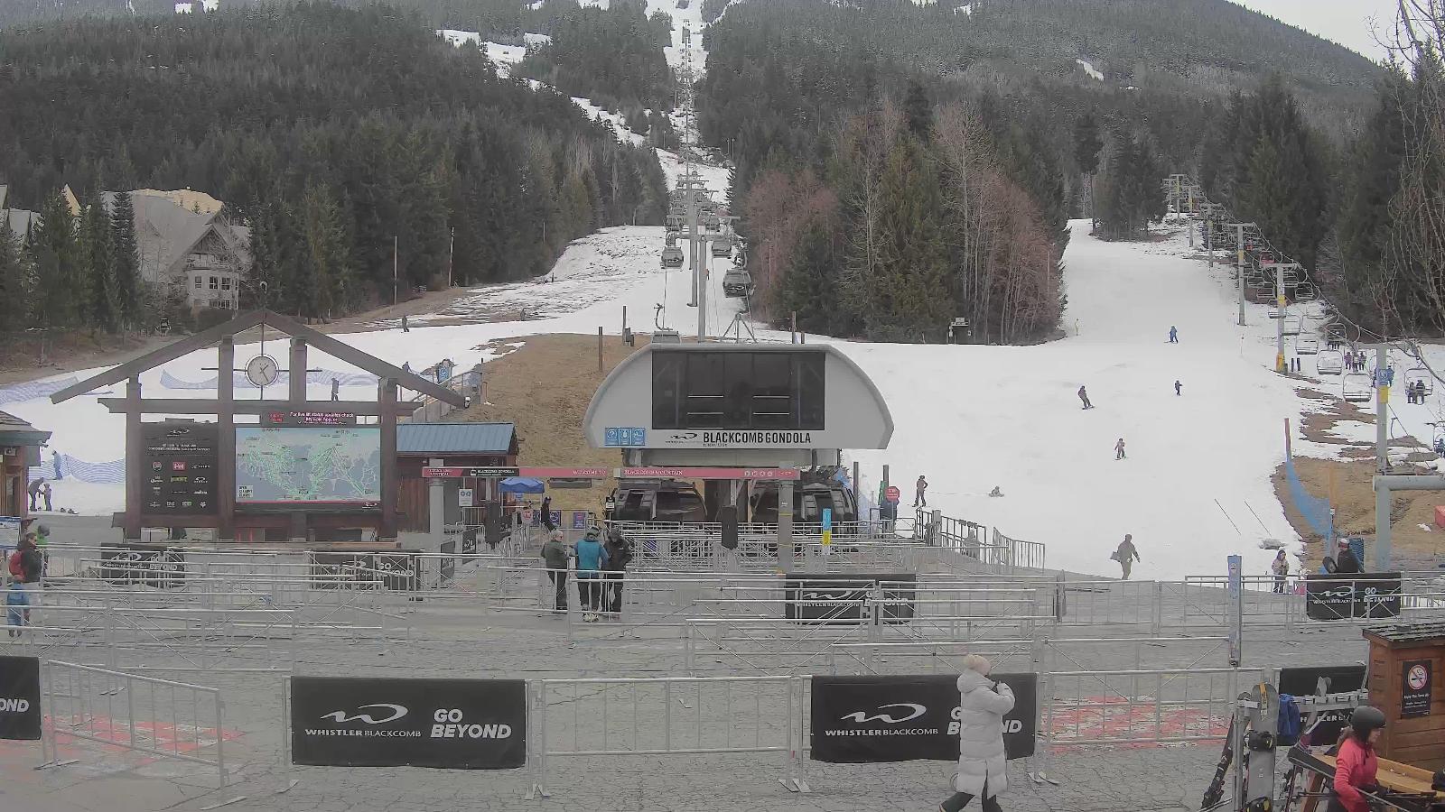 Webcam Whistler Blackcomb: Upper Village