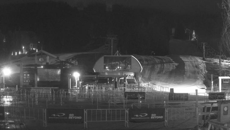 Webcam Whistler Blackcomb: Upper Village