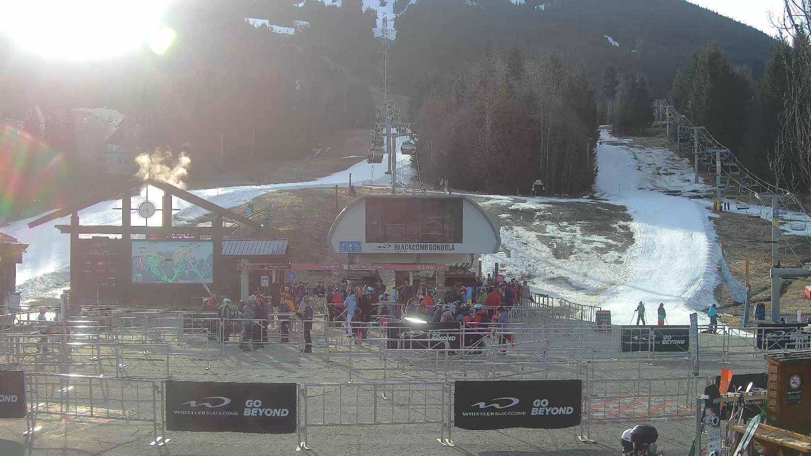 Webcam Whistler Blackcomb: Upper Village