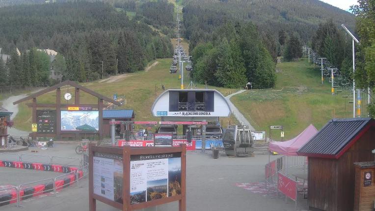 Webcam Whistler Blackcomb: Upper Village